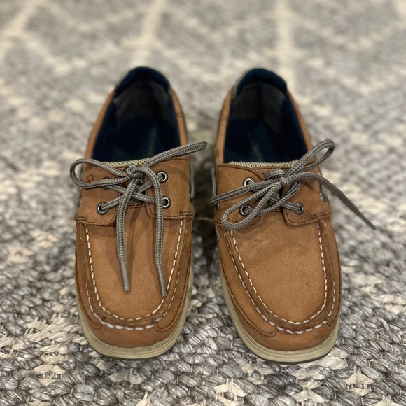 Sperry Loafers - Picture 1 of 3
